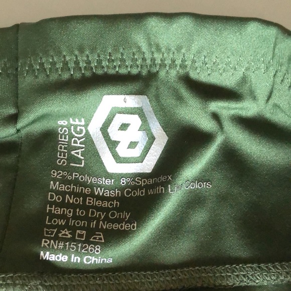 Women’s size large series 8 green with black mesh leggings - Picture 7 of 8